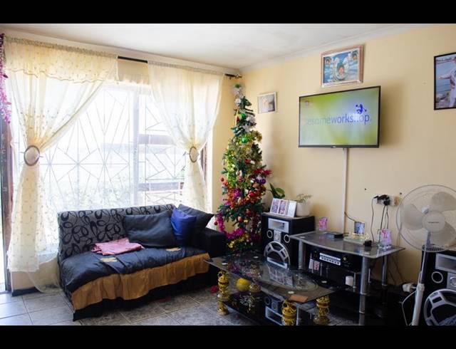 3 BEDROOM HOUSE FOR SALE IN EASTRIDGE